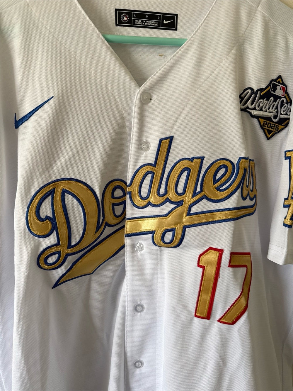 Men’s Nike Shohei Ohtani #17 LA Dodgers 2025 Gold Collection Limited Jersey Sz L - Picture 2 of 7